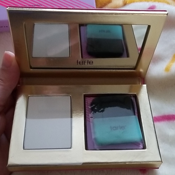 NIB tarte BLOT party - Picture 2 of 3